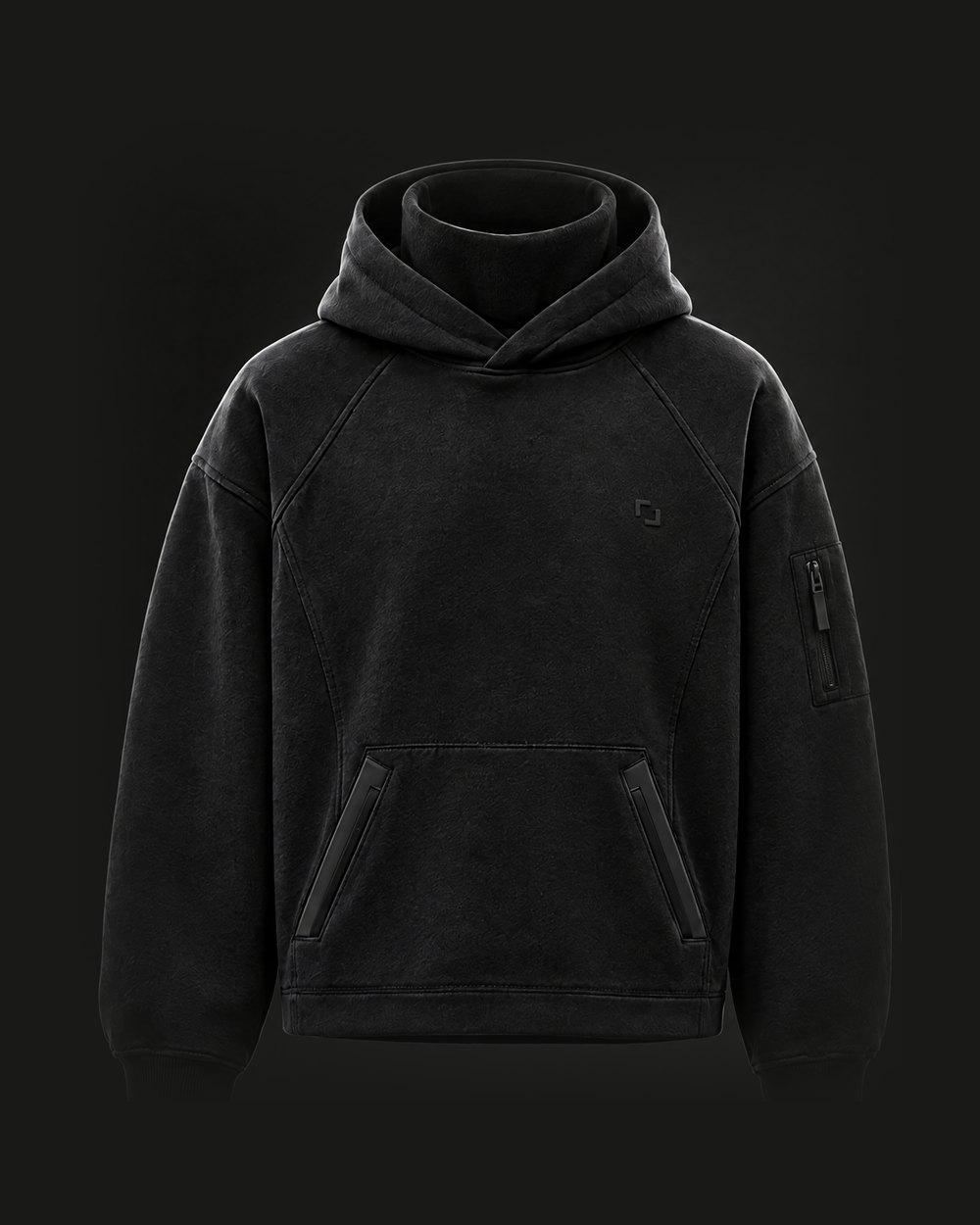 UMBRA Hoodie, front: boxy black fleece with a double-layer funnel hood